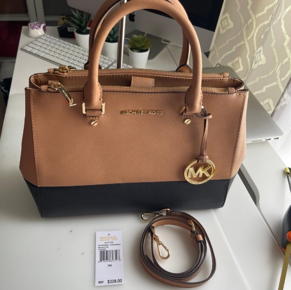 Michael Kors Bag Excellent Condition - Picture 3 of 3